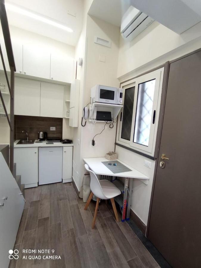 The Small House In Naples Apartment Exterior photo